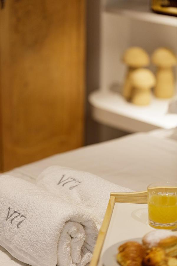 V77 Seafront Suites Rethymno  Екстер'єр фото