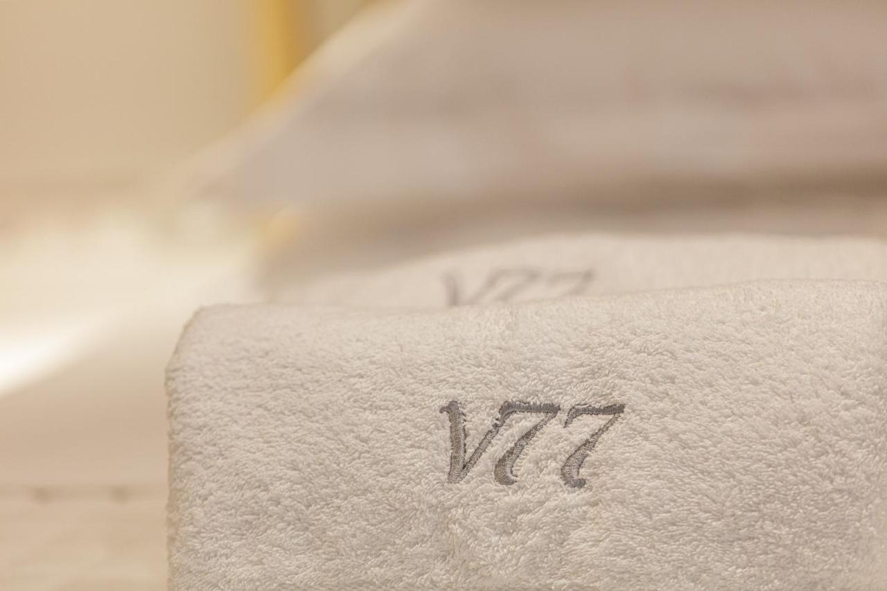 V77 Seafront Suites Rethymno  Екстер'єр фото